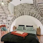 La Ou Murmurent Les Pierres Apartmán