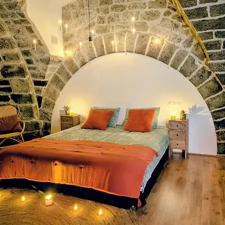 La Ou Murmurent Les Pierres