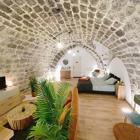 La Ou Murmurent Les Pierres Apartment Le Puy-en-Velay