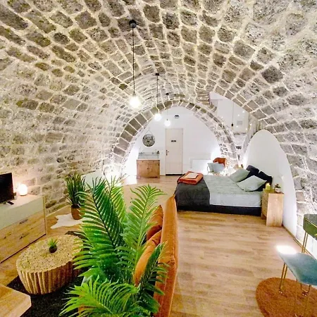 La Ou Murmurent Les Pierres Apartment