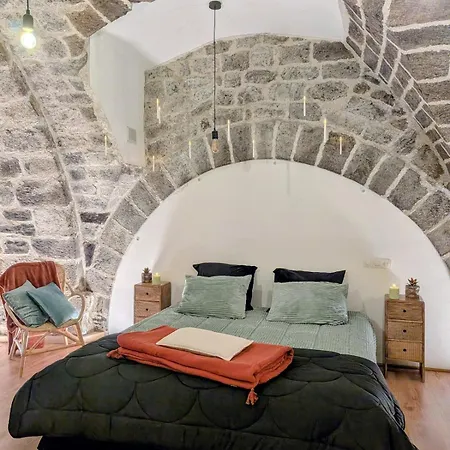 La Ou Murmurent Les Pierres Apartment