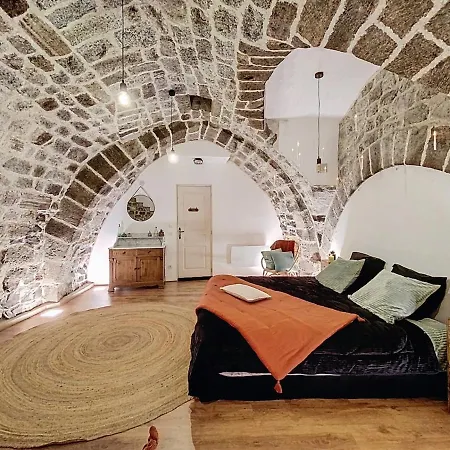 La Ou Murmurent Les Pierres Apartment